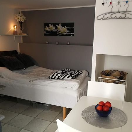 Studio Close To Malmoe And Lund Villa Akarp Luaran gambar